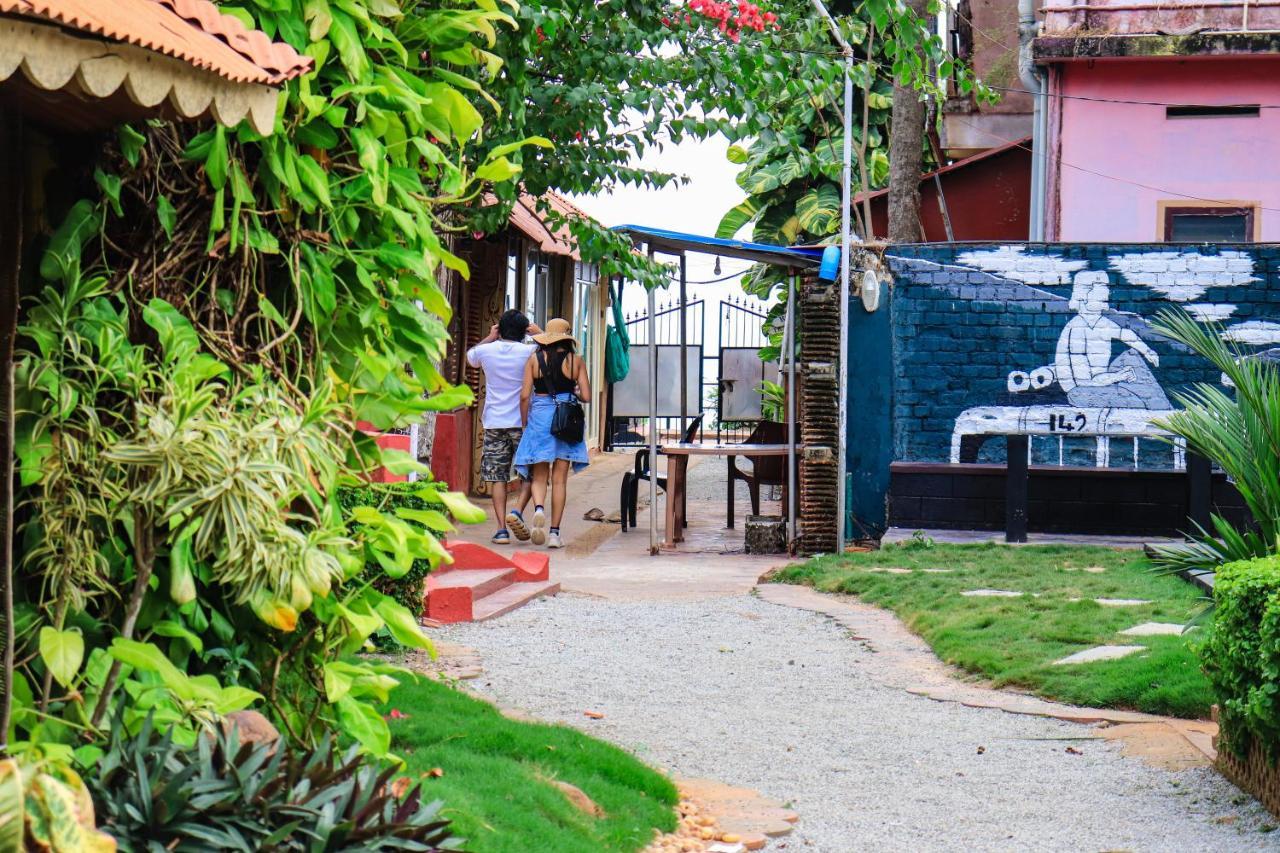 Hôtel Kerala Bamboo House à Varkala Extérieur photo