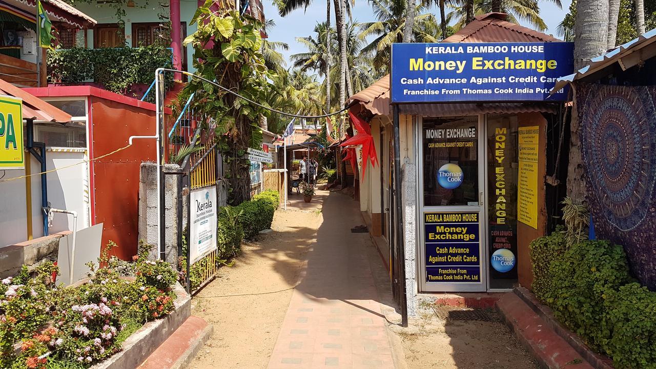 Hôtel Kerala Bamboo House à Varkala Extérieur photo