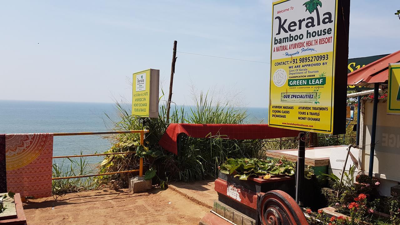 Hôtel Kerala Bamboo House à Varkala Extérieur photo